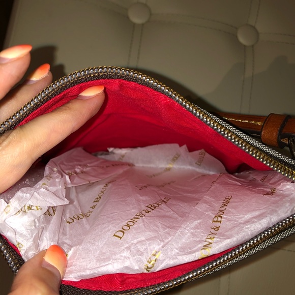 SOLD ON MERCARI Dooney & Bourke Bag - Picture 15 of 16